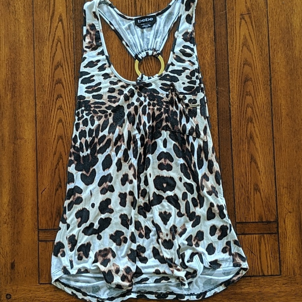 Bebe leopard tank top with gold medallion+ pocket